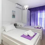 Amazing In With Wifi Komarna