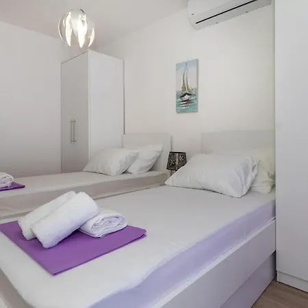 Amazing In With Wifi Apartment *