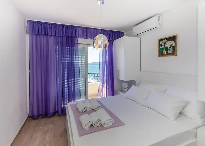 Daire Amazing In With Wifi Komarna